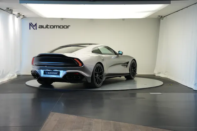 ASTON MARTIN Vanquish 5.2 V12 Bi-Turbo *Full Carbon* *Panorama* *Titanauspuff*