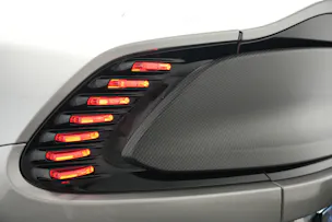 ASTON MARTIN Vanquish 5.2 V12 Bi-Turbo *Full Carbon* *Panorama* *Titanauspuff*