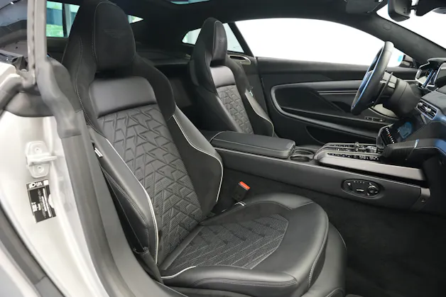 ASTON MARTIN Vanquish 5.2 V12 Bi-Turbo *Full Carbon* *Panorama* *Titanauspuff*