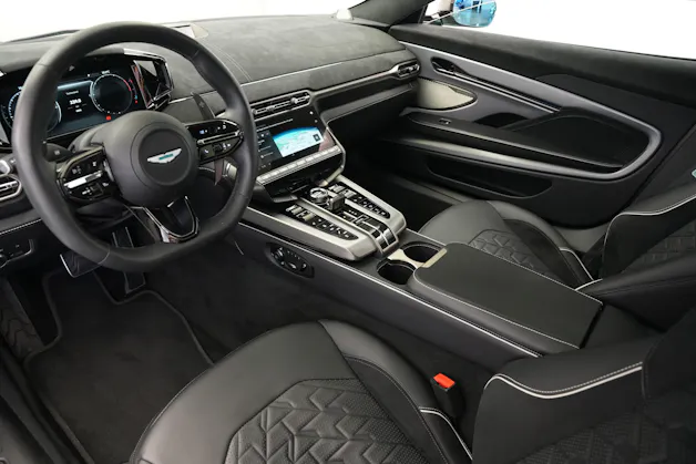 ASTON MARTIN Vanquish 5.2 V12 Bi-Turbo *Full Carbon* *Panorama* *Titanauspuff*