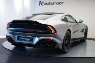ASTON MARTIN Vanquish 5.2 V12 Bi-Turbo *Full Carbon* *Panorama* *Titanauspuff*