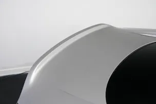ASTON MARTIN Vanquish 5.2 V12 Bi-Turbo *Full Carbon* *Panorama* *Titanauspuff*