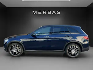 MERCEDES-BENZ GLC 300 de AMG Line 4M A