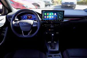 FORD Focus 1.0 MHEV ST-Line X Automat