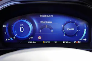 FORD Focus 1.0 MHEV ST-Line X Automat