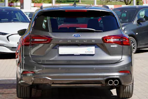 FORD Focus 1.0 MHEV ST-Line X Automat