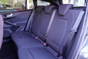 FORD Focus 1.0 MHEV ST-Line X Automat