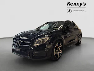 MERCEDES-BENZ GLA 200 Night Star AMG Line