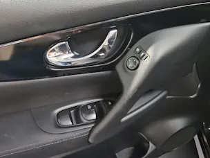 NISSAN Qashqai 1.6 dCi N-Connecta Xtronic CVT