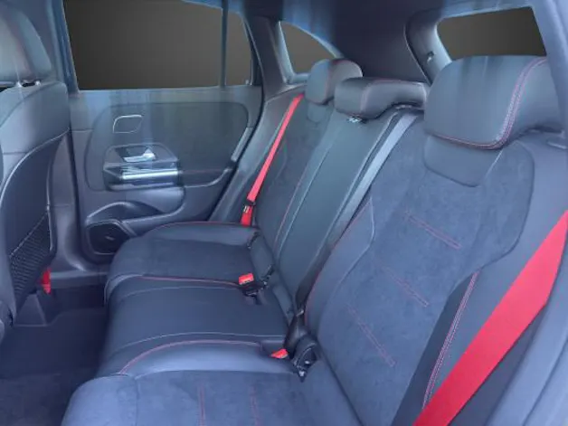 MERCEDES-BENZ GLA AMG 45 S 4M+8G-DCT