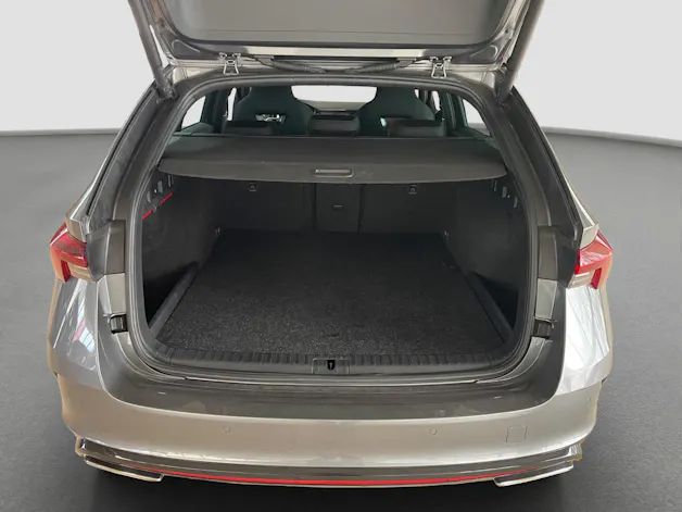 SKODA Octavia Combi 1.4 TSI PHEV DSG RS