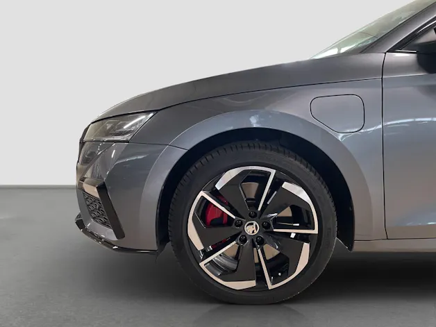 SKODA Octavia Combi 1.4 TSI PHEV DSG RS