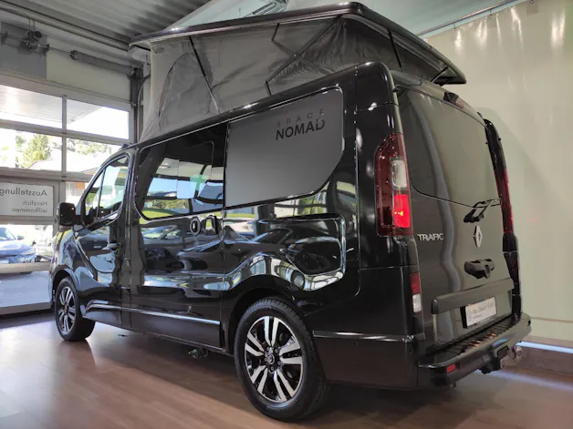 RENAULT Trafic Spacenomad 2.0 dCi Blue 170 iconic
