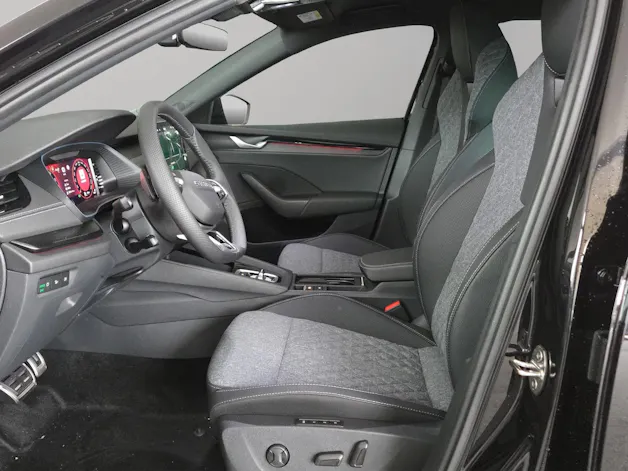 SKODA Octavia Combi 2.0 TSI DSG Dynamic 4x4