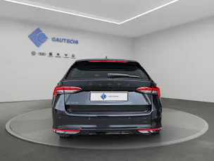SKODA Octavia Combi 2.0 TSI DSG Dynamic 4x4