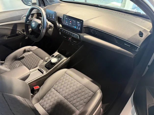 MG 3 1.5 Hybrid Luxury Aut.