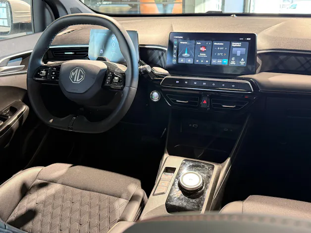 MG 3 1.5 Hybrid Luxury Aut.