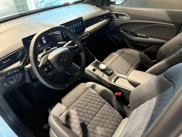 MG 3 1.5 Hybrid Luxury Aut.