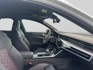 AUDI RS6 Avant 4.0 TFSI V8 Performance quattro