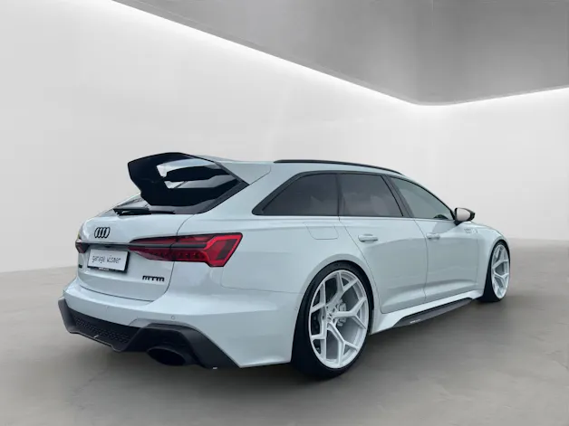 AUDI RS6 Avant 4.0 TFSI V8 Performance quattro