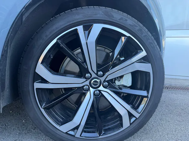 VOLVO XC60 T8 eAWD Ultimate Dark Geartronic