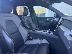 VOLVO XC60 T8 eAWD Ultimate Dark Geartronic