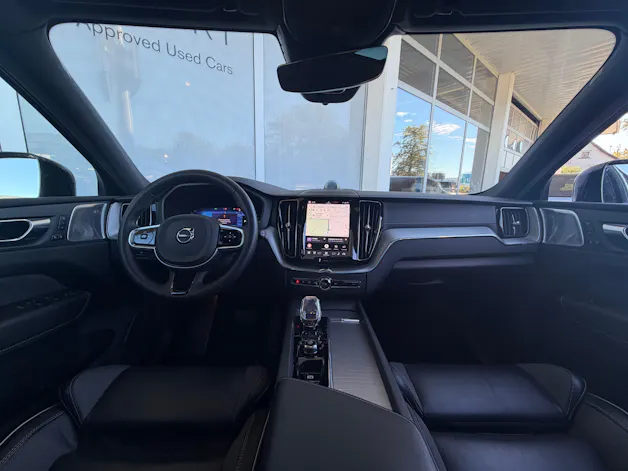 VOLVO XC60 T8 eAWD Ultimate Dark Geartronic