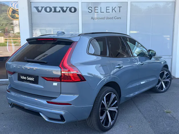 VOLVO XC60 T8 eAWD Ultimate Dark Geartronic