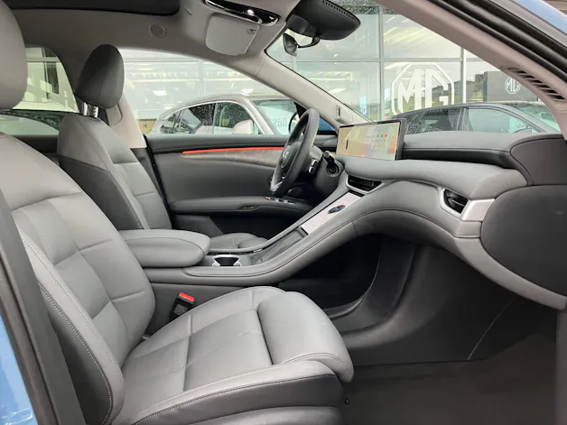 MG IM6 EV 100kWh Performance 20 AWD