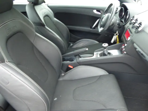 AUDI TT Coupé 2.0 TDI quattro