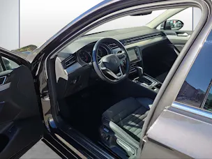 VW Passat 2.0 TDI BMT Elegance 4Motion DSG