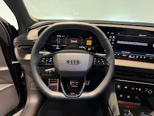 AUDI SQ5 TFSI quattro S-tronic