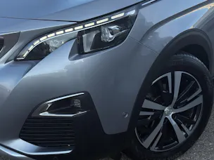 PEUGEOT 3008 1.6 THP Allure * PANORAMADACH * SITZHEIZUNG + ELEKTRISCHE SITZE * KAMERA VORNE UND HINTEN *