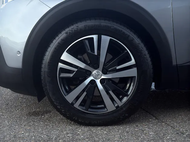 PEUGEOT 3008 1.6 THP Allure * PANORAMADACH * SITZHEIZUNG + ELEKTRISCHE SITZE * KAMERA VORNE UND HINTEN *