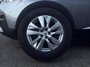 PEUGEOT 3008 1.6 THP Allure * PANORAMADACH * SITZHEIZUNG + ELEKTRISCHE SITZE * KAMERA VORNE UND HINTEN *