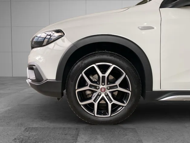 FIAT Tipo Hybrid 1.5 Swiss Edition Cross