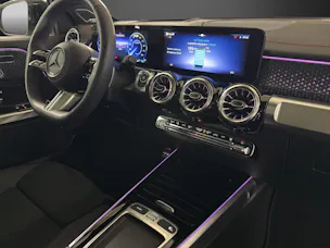 MERCEDES-BENZ EQB 350 66,5 kWh 4Matic Swiss Star