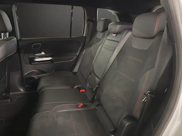 MERCEDES-BENZ EQB 350 66,5 kWh 4Matic Swiss Star