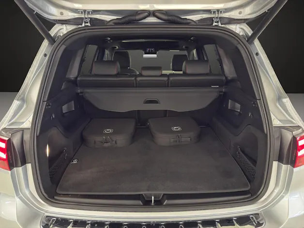MERCEDES-BENZ EQB 350 66,5 kWh 4Matic Swiss Star