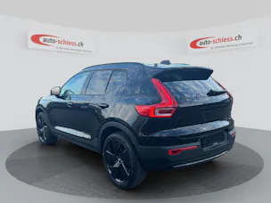 VOLVO XC40 B3 Benzin Mild Hybrid Plus Black Edition DCT