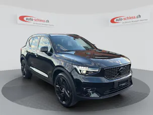 VOLVO XC40 B3 Benzin Mild Hybrid Plus Black Edition DCT