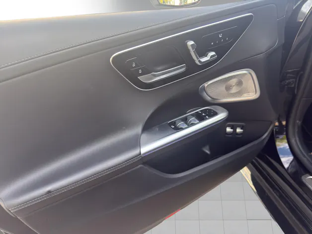 MERCEDES-BENZ C 63 S AMG E Performance 4 Matic Executive Edition