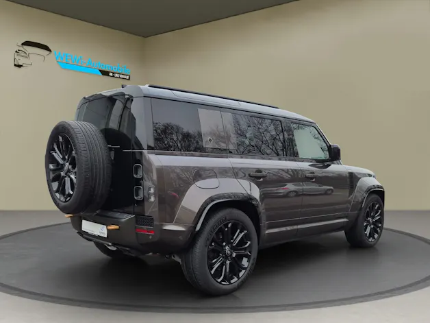 Land Rover Defender 110 635 V8 4.4 Octa AT8