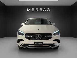 MERCEDES-BENZ GLA 250 e with EQ Hybrid Technology EQ-Star