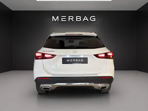 MERCEDES-BENZ GLA 250 e with EQ Hybrid Technology EQ-Star