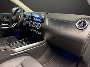 MERCEDES-BENZ GLA 250 e with EQ Hybrid Technology EQ-Star