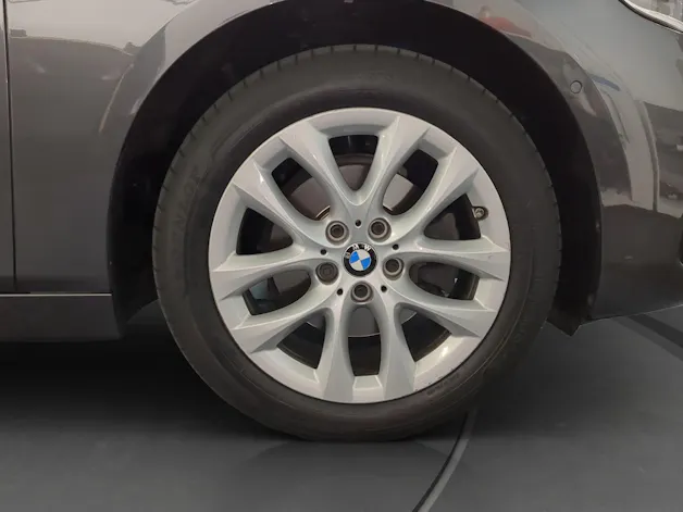 BMW 218i Active Tourer DKG Sport Line
