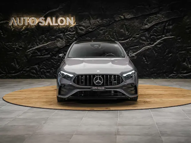 MERCEDES-BENZ A35 AMG 4Matic+ 8G-DCT *Panorama*Burmester*Abstandsregler*