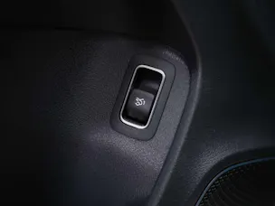 MERCEDES-BENZ A35 AMG 4Matic+ 8G-DCT *Panorama*Burmester*Abstandsregler*