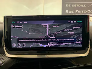 PEUGEOT 2008 1.2 PureTech Allure